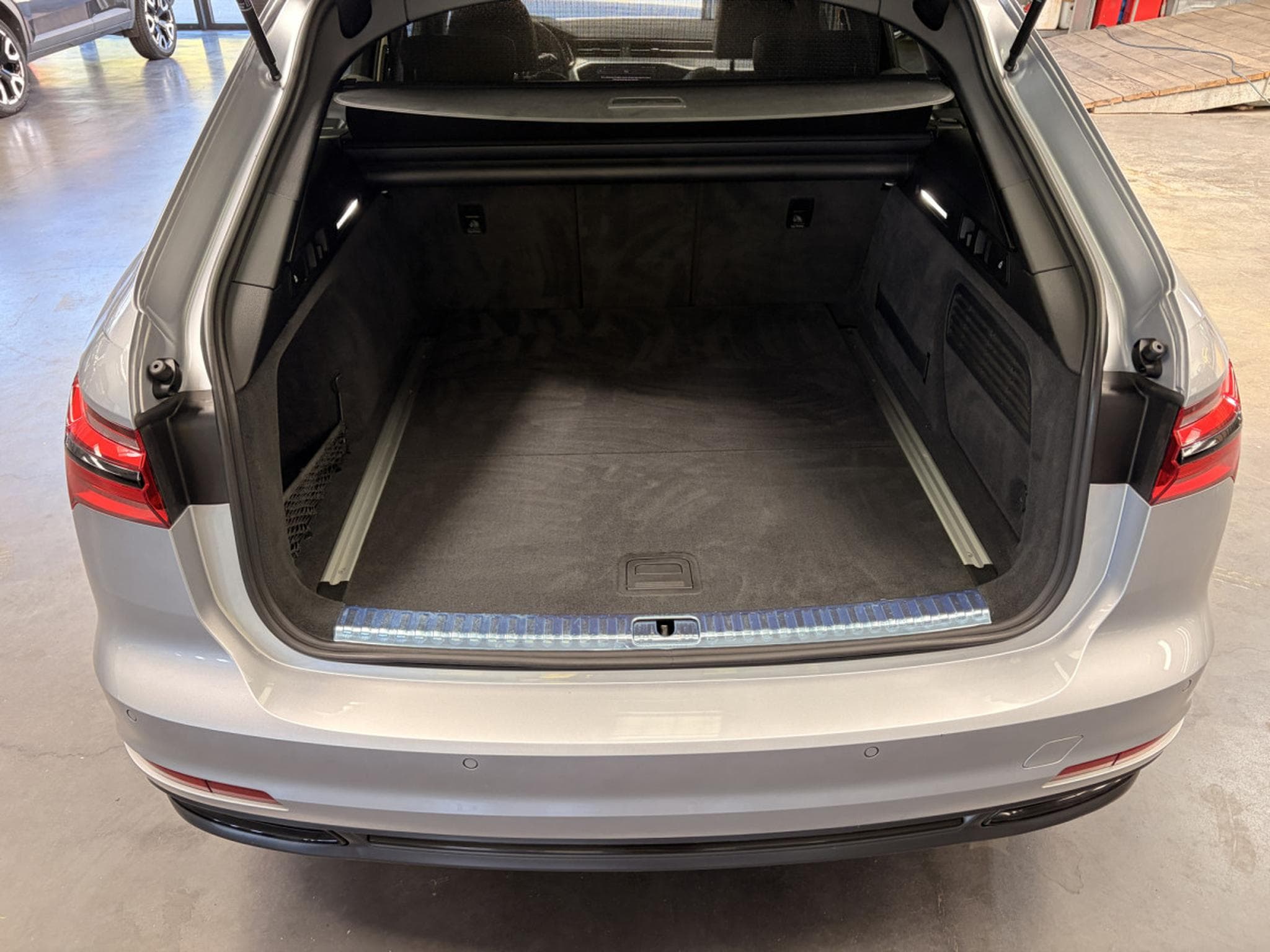 Audi A6 Avant 40TDi S-line 204HP (2021) - Photo 12