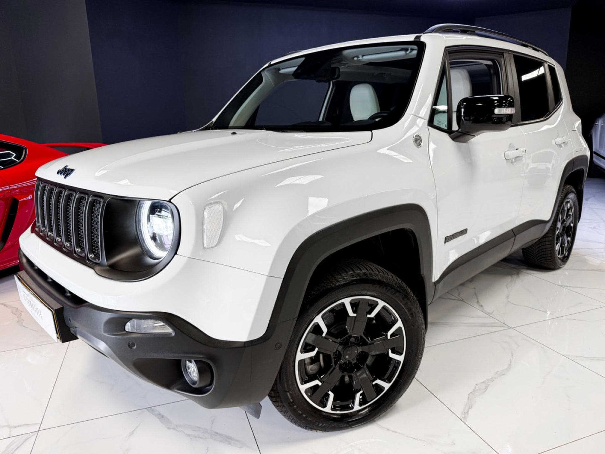 Jeep Renegade Trailhawk Plug-In-Hybrid 4xe (2023) - Photo 15