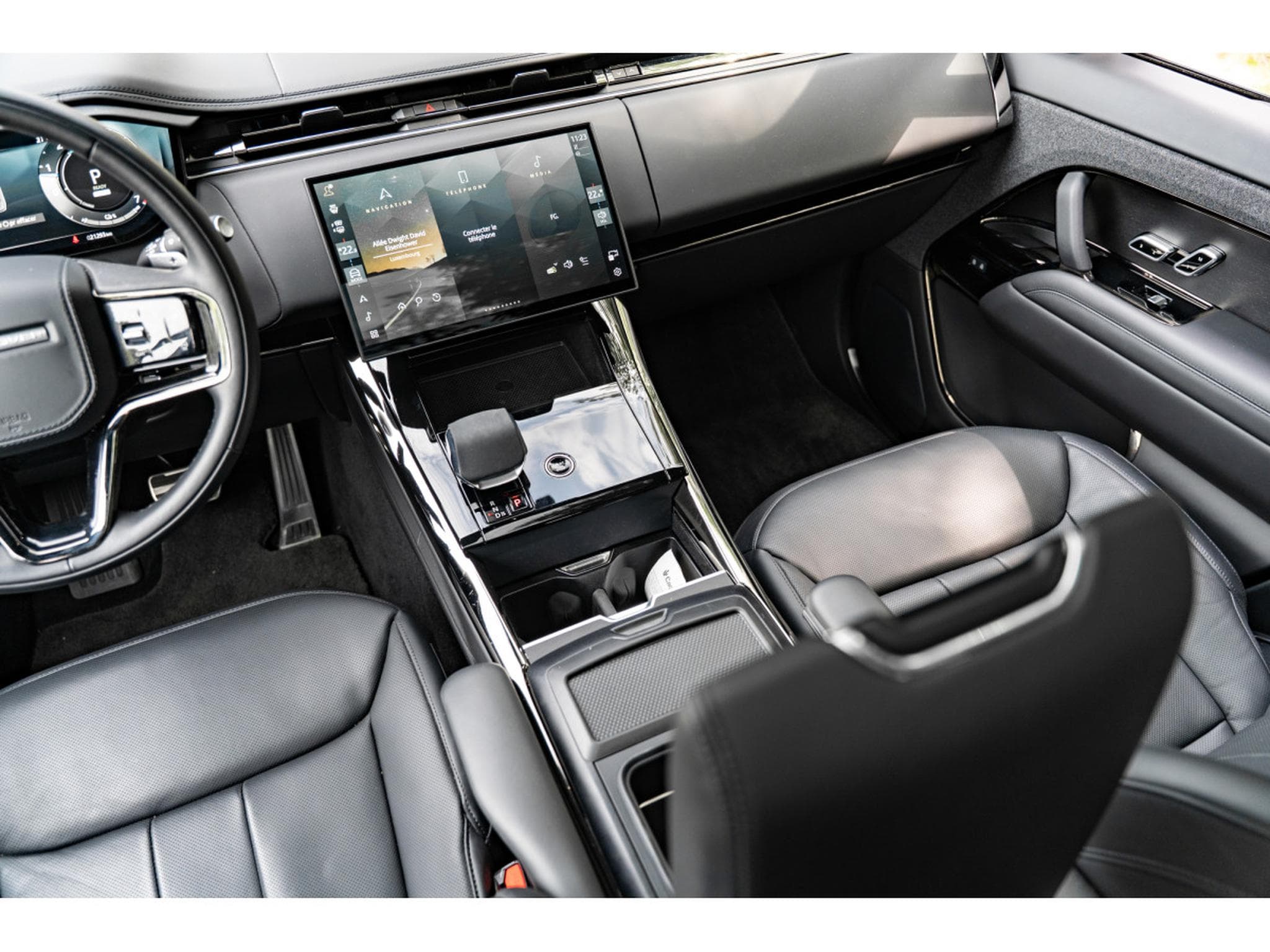 Land-Rover Range Rover Sport P55Oe Autobiography - Carbon Rim - Panoramic Roof - Meridian (2024) - Photo 15