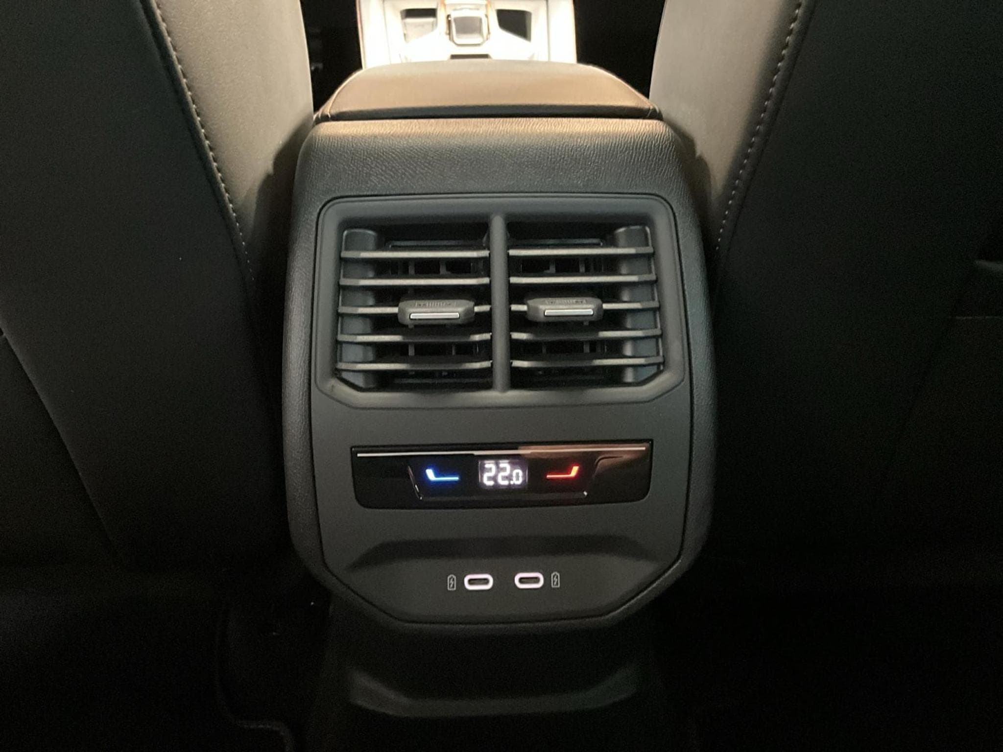 Cupra Leon ST+DSG+Dinamica+Pure-Perf.+Skyline+P.Dark+Sennheiser (2025) - Foto 21