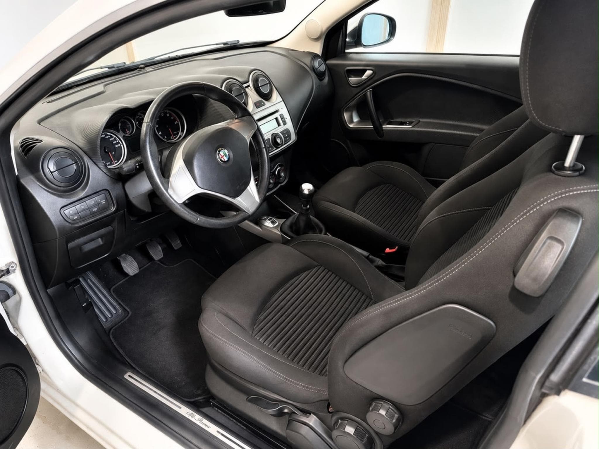 Alfa-Romeo Mito 1.4 Multiair 105 (2012) - Photo 3