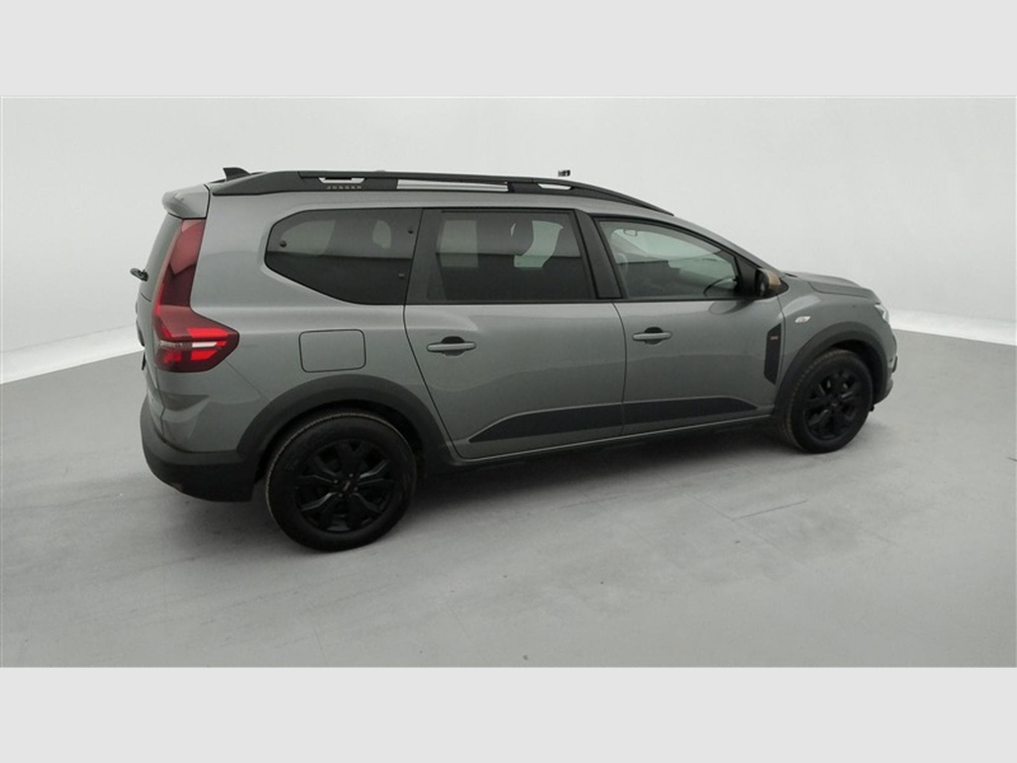 Dacia Jogger Hybrid 1.6 Extreme 7PL / NAVI / CARPLAY / CAMERA (2025) - Photo 25