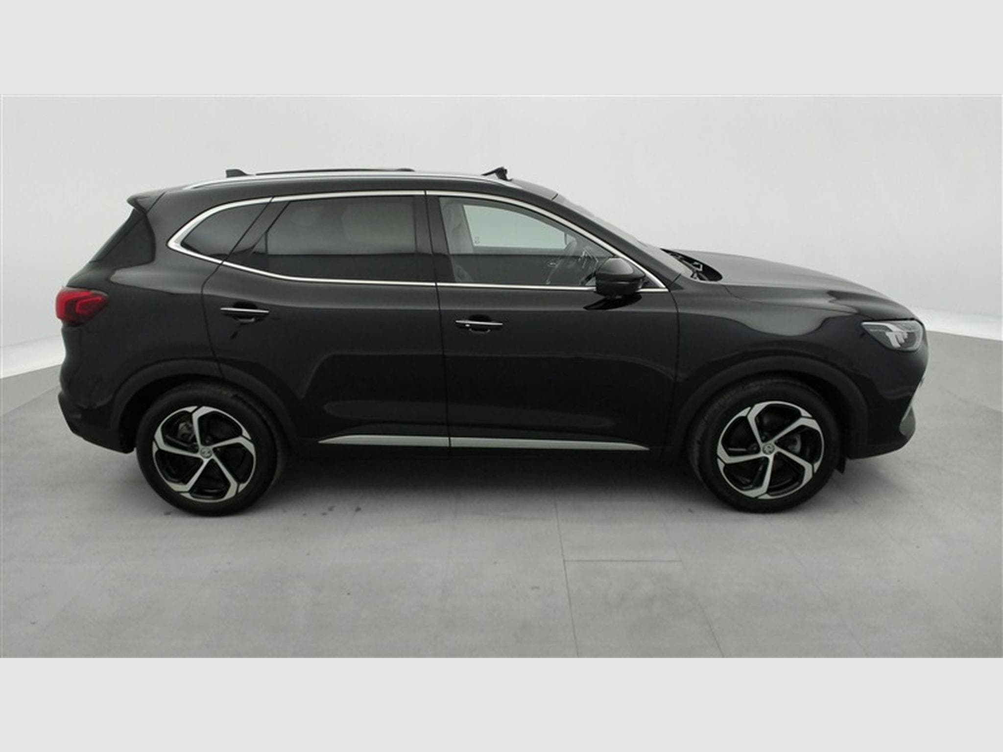 MG HS 1.5 T-GDi 160cv Luxury NAVI / FULL LED / CUIR / TOIT PANO (2024) - Photo 25