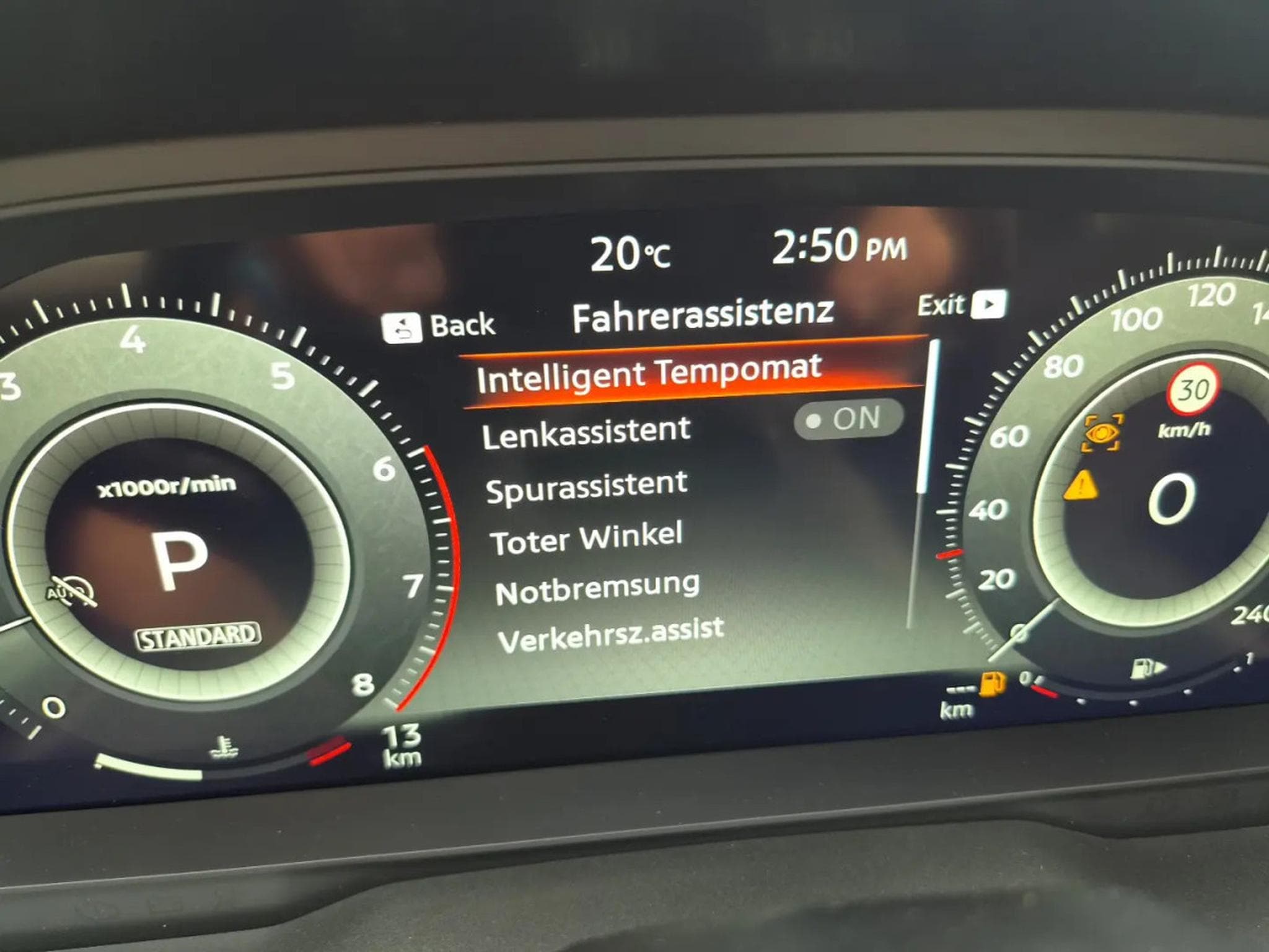 Nissan Qashqai 1.3 mHEV 158 Auto N-Design (2026) - Photo 25