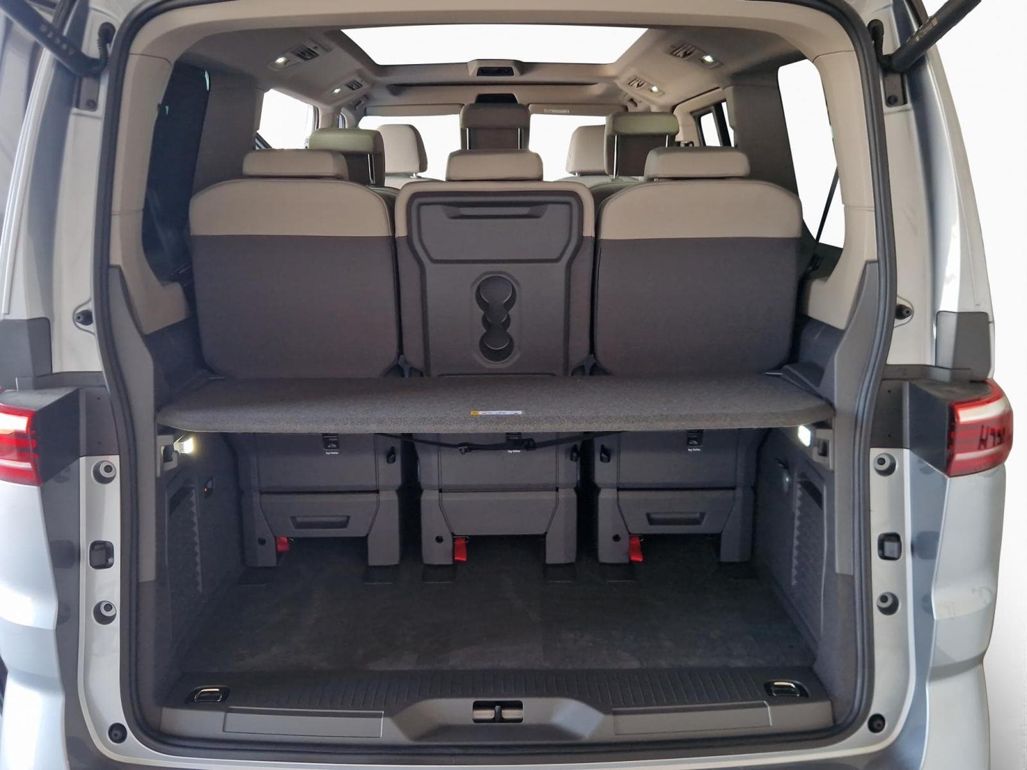 VW Multivan EDITION 8 PLACES (2026) - Foto 17