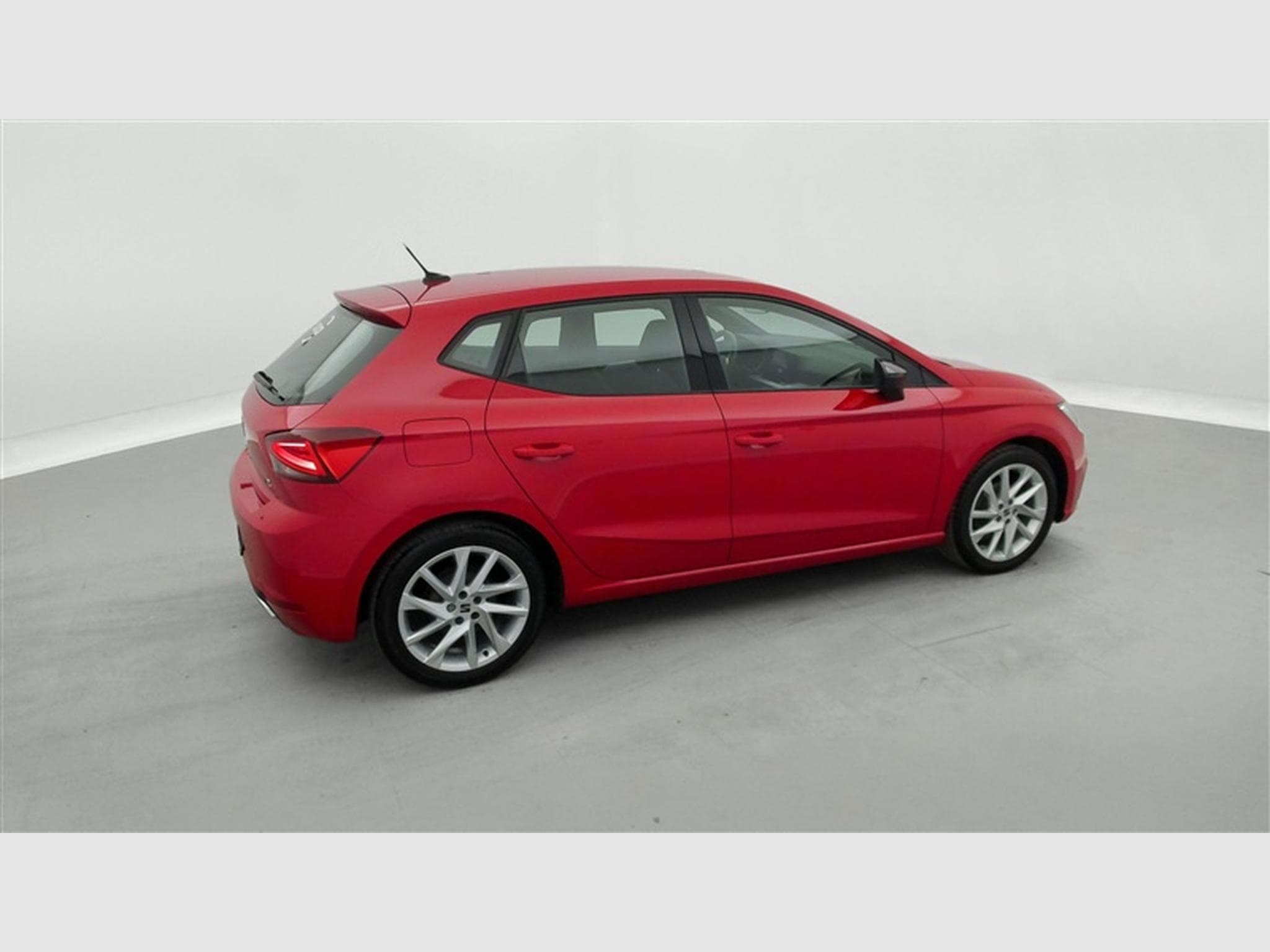 Seat Ibiza 1.0 TSI 95Cv FR NAVI / CARPLAY / FULL LED (2023) - Photo 25