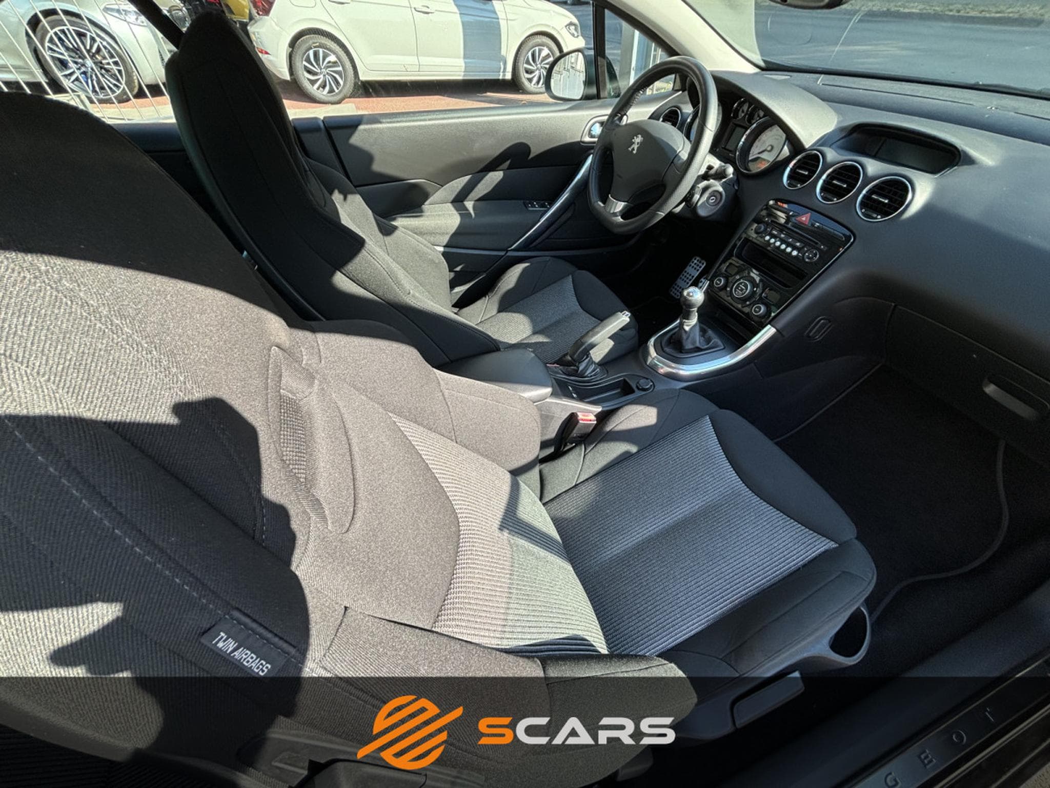 Peugeot 308 CC CABRIO 1.6 16v 120cv (2013) - Foto 14