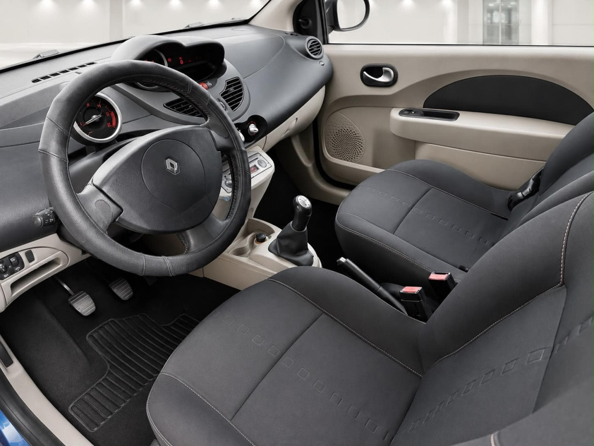 Renault Twingo 1.5 dCi Dynamique (2008) - Foto 4