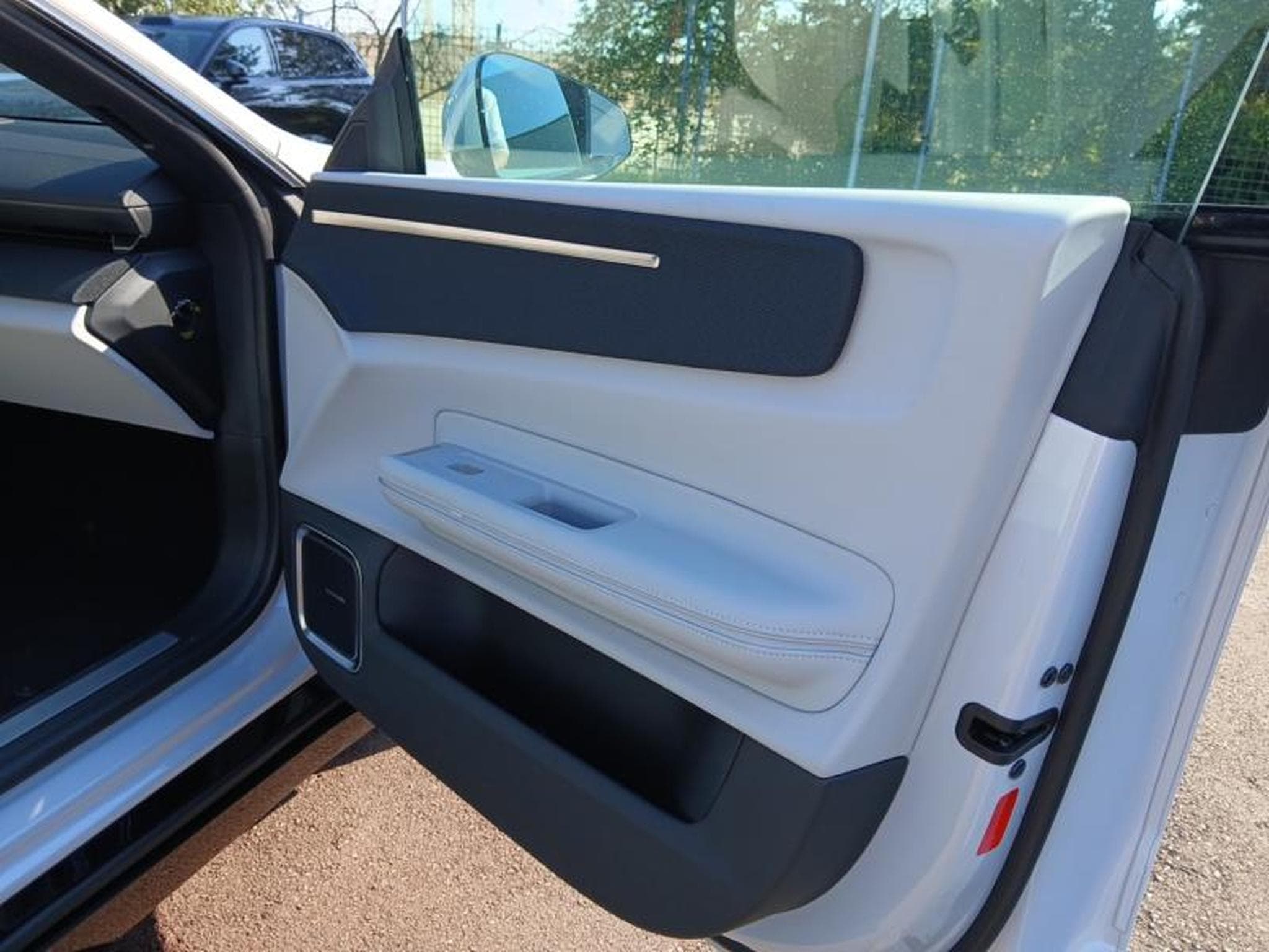 Polestar 4 Long range dual | Plus | Nappa (2024) - Photo 21