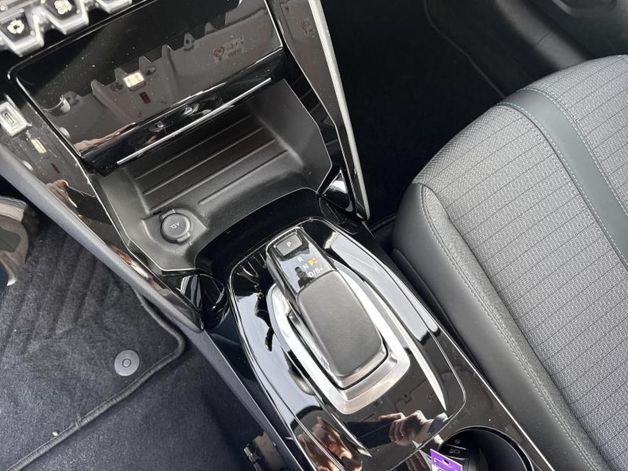 Peugeot 208 II Allure Pack (2021) - Foto 20