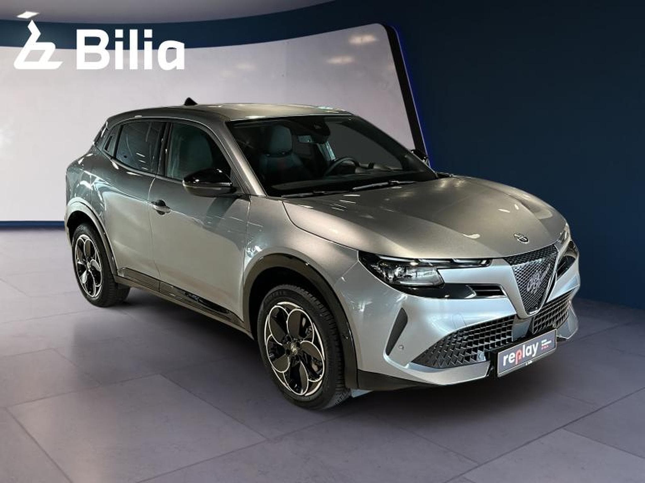 Alfa-Romeo Junior Junior 1.2 Ibrida 145 (2025) - Foto 17