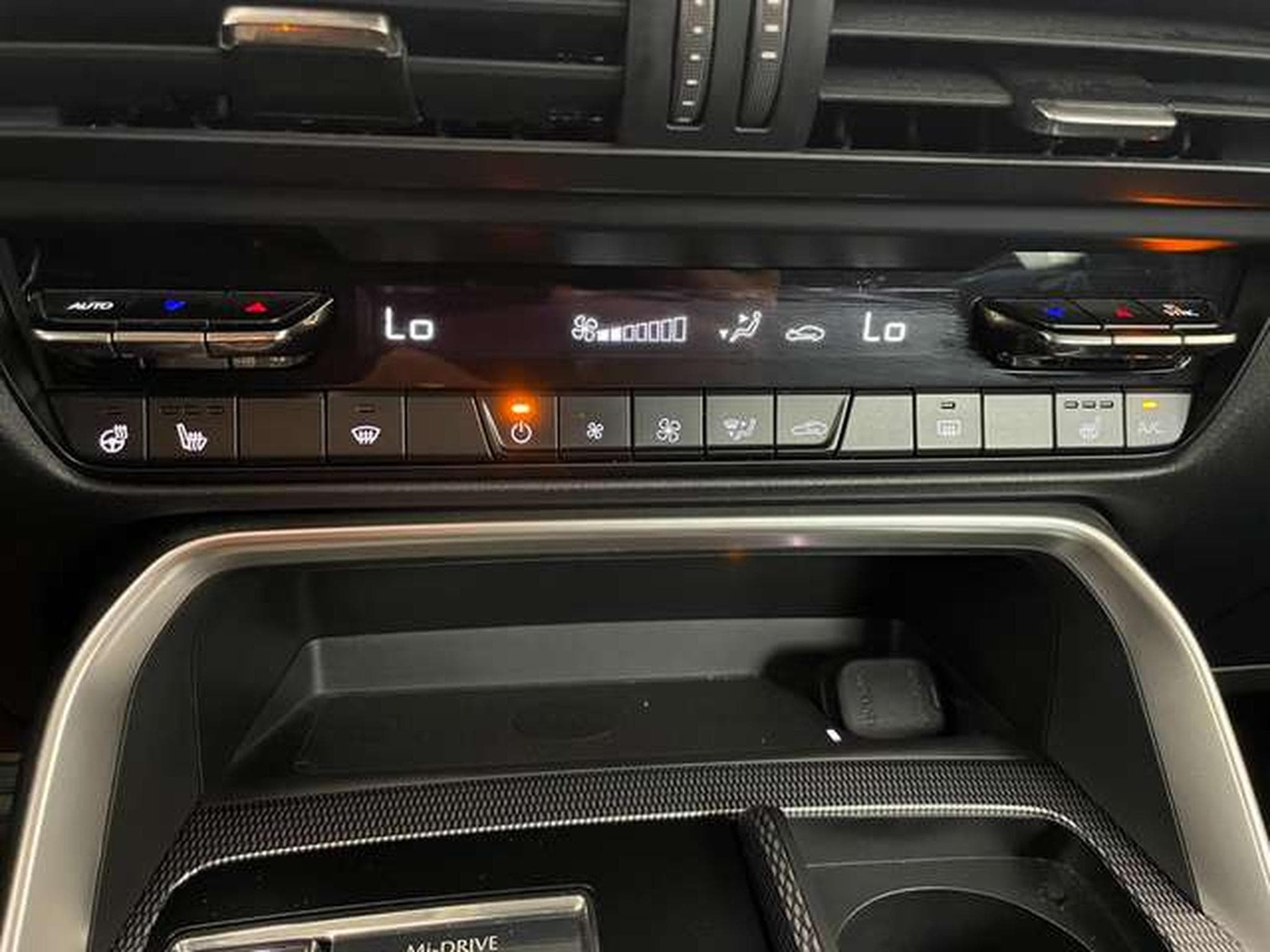 Mazda CX-60 AWD PHEV Aut. HOMURA - GARANTIE JUSQU'A 36 MOIS (2023) - Photo 25