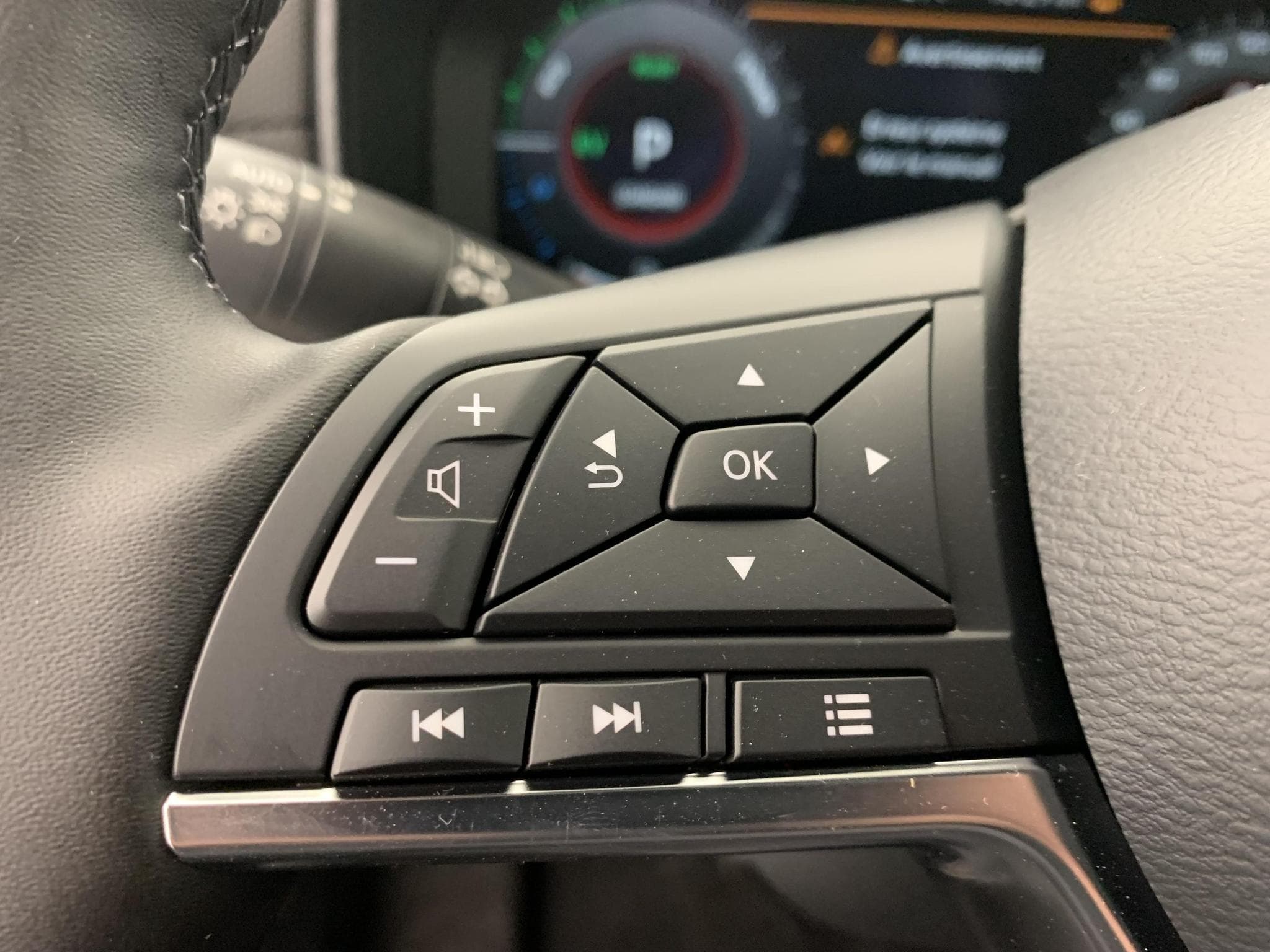 Nissan JUKE HYBRID 143 N-CONNECTA (2026) - Foto 19