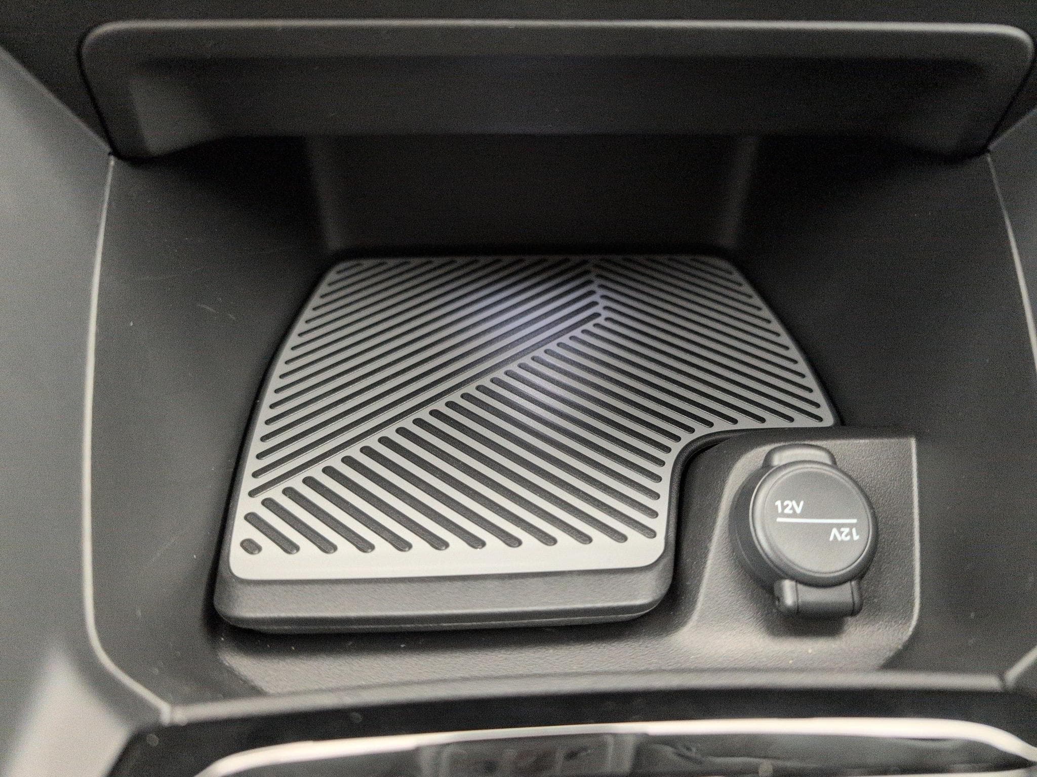 CitroëN C4 Hybride 145 ch e-DCS6 Max (2026) - Photo 20