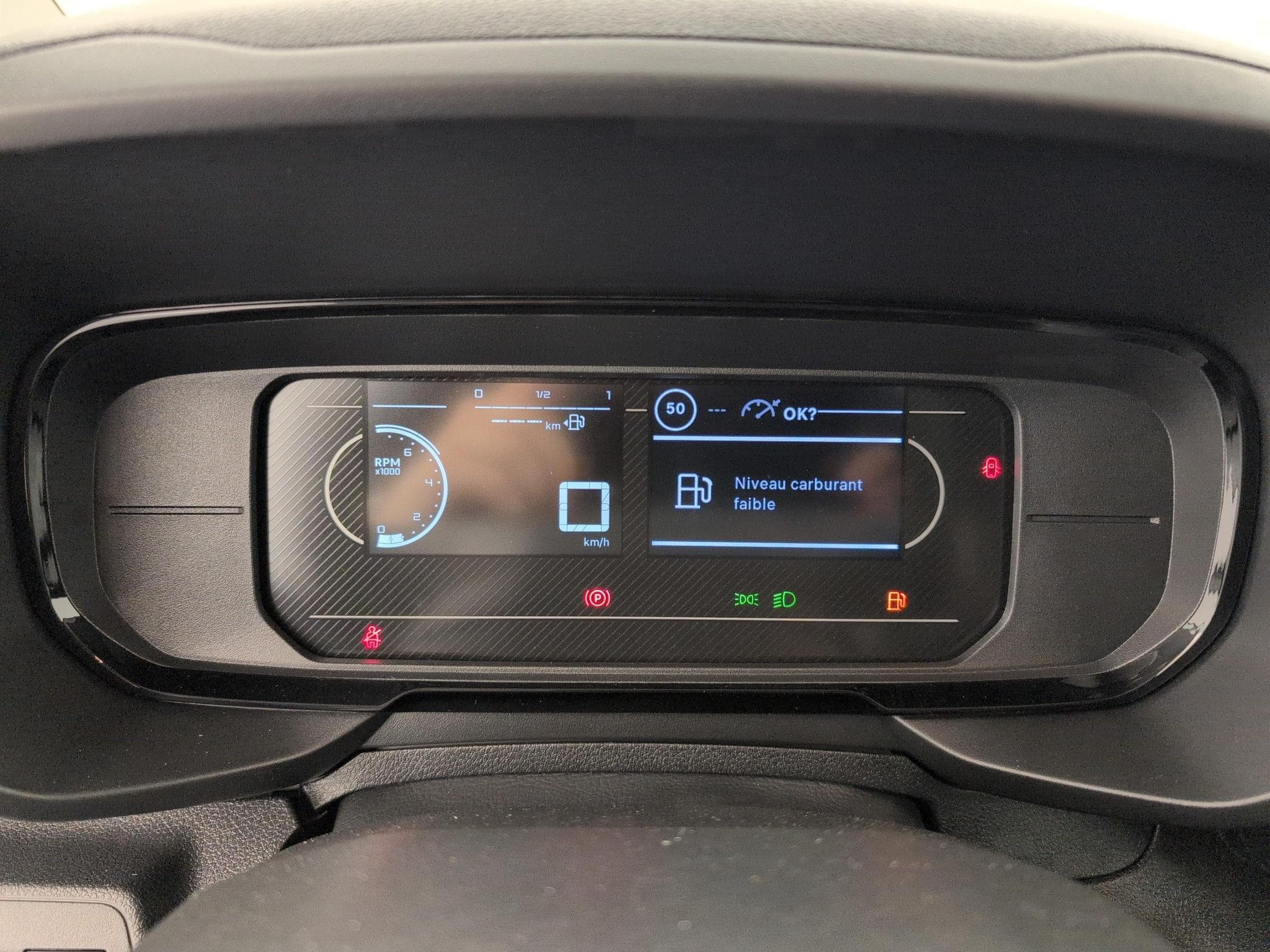 CitroëN Berlingo M DIESEL 100 CH MANUELLE (2025) - Foto 19