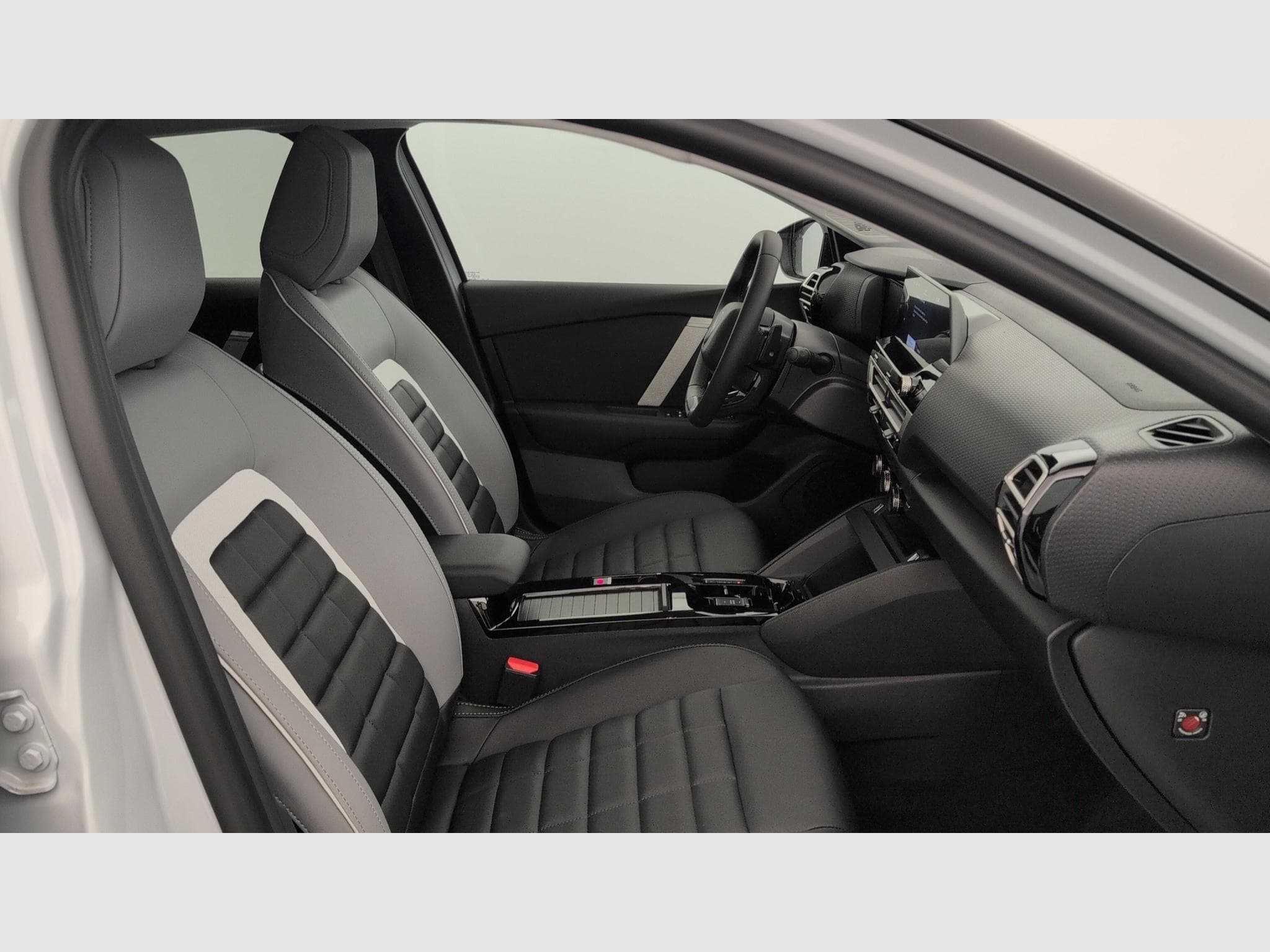 CitroëN C4 PureTech 130 EAT8 Max (2025) - Photo 17