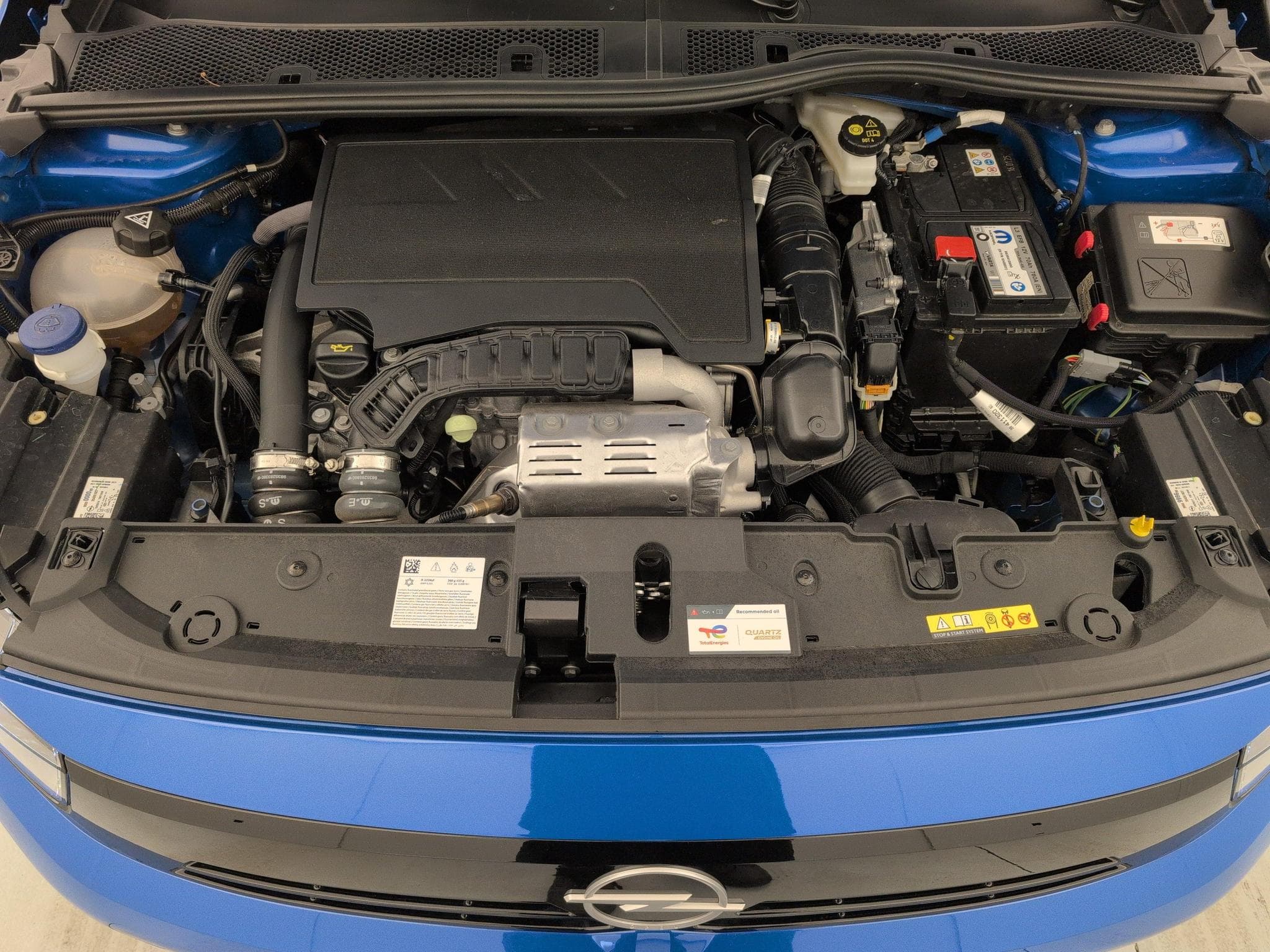 Opel Corsa 1.2 Turbo 100 ch BVA8 Edition (2025) - Photo 20