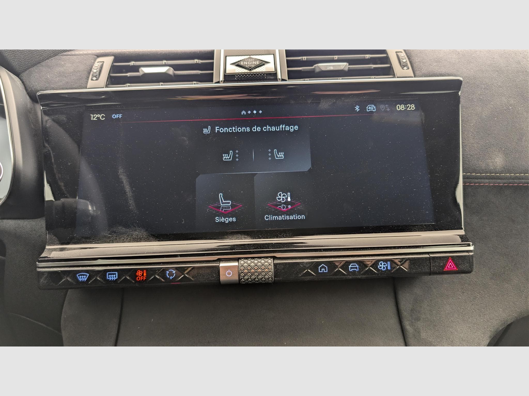 DS Automobiles DS7 BlueHDi 130 EAT8 Pallas (2025) - Photo 20