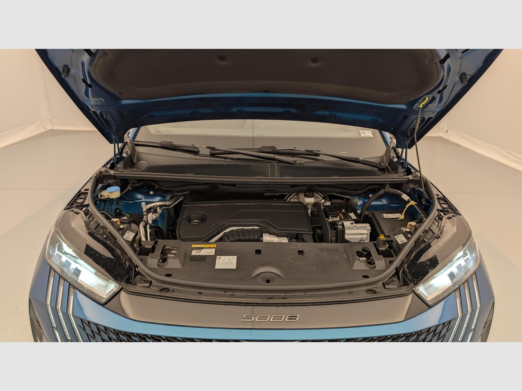 Peugeot 5008 HYBRID 145 CH E-DCS6 ALLURE (2025) - Photo 20
